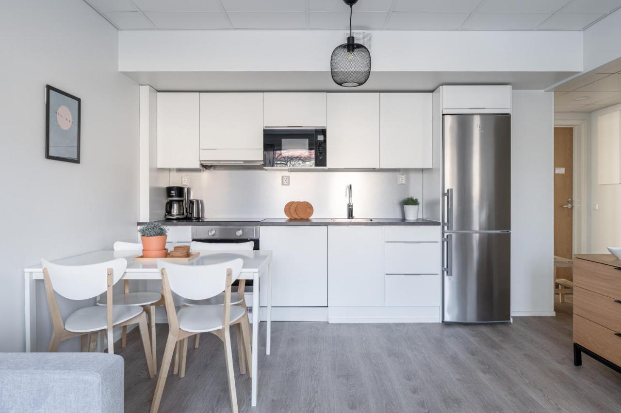 Modern 2Br Apartment With Balcony & Central Location - Hosted By 2Ndhomes Τάμπερε Εξωτερικό φωτογραφία